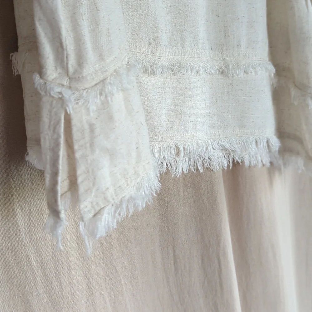 NWT Umgee Linen Blend Fray Hem Sleeveless Top - Picture 3 of 10